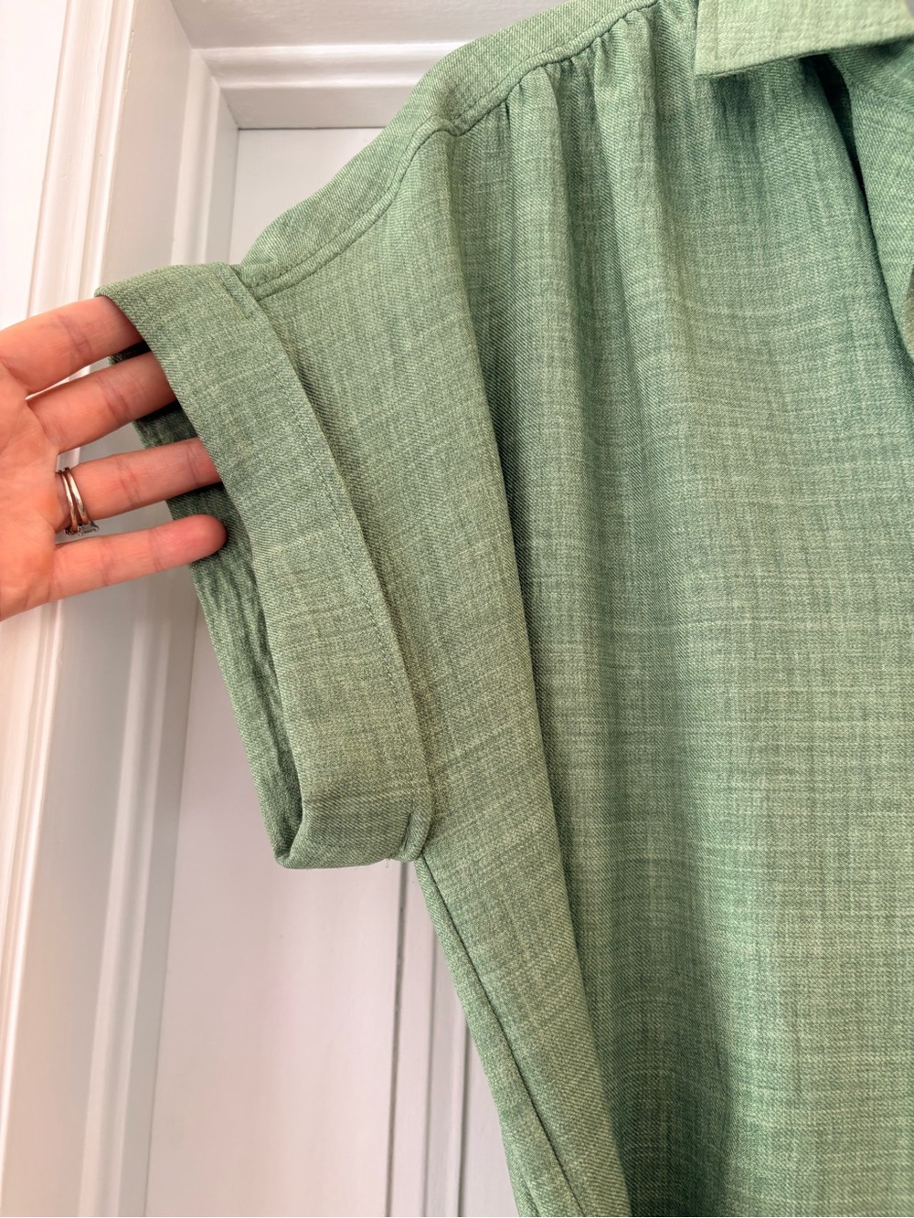 EUC Max Studio Tie-Waist Dress - Picture 3 of 9